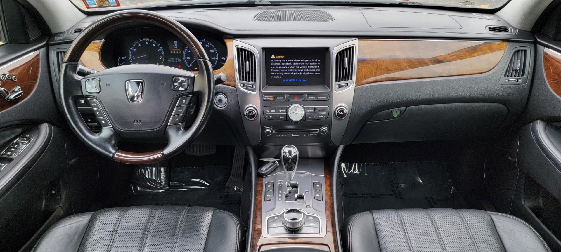 2011 BLACK /Black Leather Hyundai Equus 4dr Sdn Ultimate (KMHGH4JF5BU) with an V8, 4.6 Liter engine, Automatic transmission, located at 1010 N White Horse Pike, Stratford, NJ, 08084, (856) 262-9500, 39.838921, -75.011497 - Photo#8